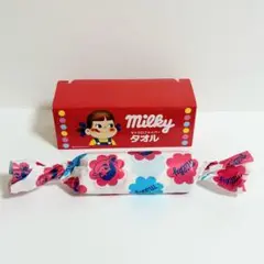 美品❗️ ぺこちゃん　ミルキー　マイクロファイバータオル1枚　箱付きのサムネイル