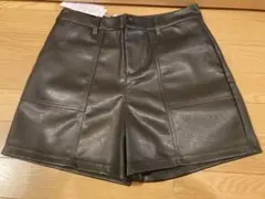 値下げ！新品！レディース フェイクレザー ゴルフショートパンツ 黒 Mサイズ