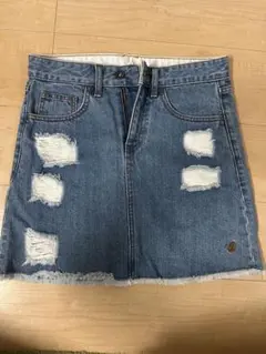VOLCOM デニムスカート ダメージ加工のサムネイル