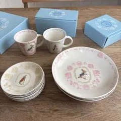 Tiffany2枚セットカップアンドソーサー と5th Avenue2枚セット - メルカリ