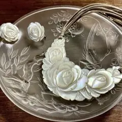 シェル◇ネックレス ＋ イヤリング◇バラ 薔薇 白蝶貝 チョーカー 大正 