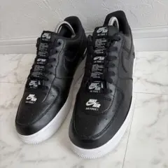 NIKE AIR FORCE 1 ’07 LV8 メンズ 26.5cm ブラックのサムネイル