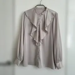 アナイ　ライトグレージュ長袖ブラウス　フリル　38号　匿名配送