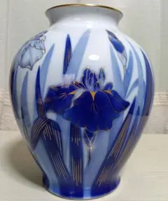 美品 宮内庁御用達 深川製磁 有田焼 金彩 菖蒲 あやめ 花瓶 高さ約29cm 美品 宮内庁御用達 深川製磁 有田焼 金彩 菖蒲 あやめ 花瓶 高さ約29cm
