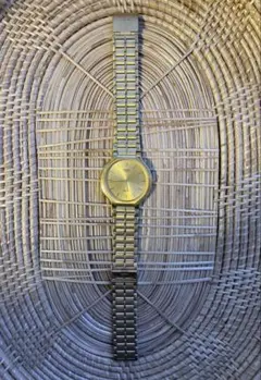 【訳あり/ジャンク】SEIKO セイコー SXクオーツV701-6K00ゴールド