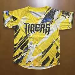 阪神タイガース ウル虎の夏 ユニフォーム 缶バッジ付き 岩崎優選手