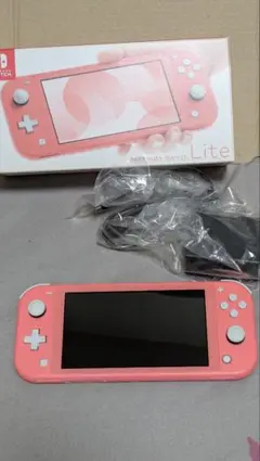 Nintendo Switch Lite コーラル