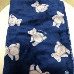 クマ柄 ネイビー フリースブランケット