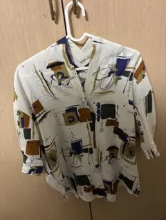 抽象幾何学模様 五分袖 柄シャツ