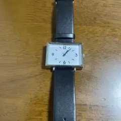 無印良品　駅の時計　ソーラー腕時計のサムネイル