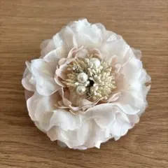 淡いピンクのコサージュ＊入学式・卒業式に