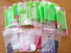 リ*ん様 ダイヤモンドアート☆ツールセット☆余りビーズ詰め合わせ