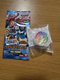 【仮面ライダー ギーツ】【ガッチャード】映画特典セットIDコア・ケミートレカ