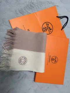 ピンク マフラー