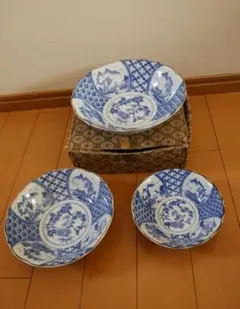 深みのあるお皿☆大・中・小☆3枚