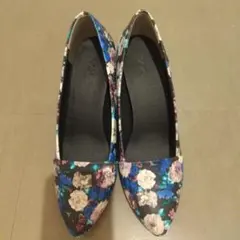 OZOC　オゾック　花柄 パンプス チャンキーヒールのサムネイル
