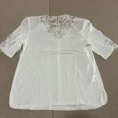 美品 伊太利屋 半袖カットソー ホワイト 前後レースデザイン シアーのサムネイル