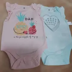 GAPロンパース2枚セット（パイナップル・ハート）80cm