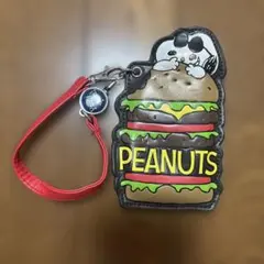 スヌーピー ハンバーガーパスケース