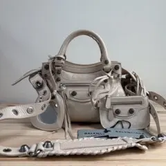 BALENCIAGA Le city ファーストバッグ 希少レアカラー - メルカリ
