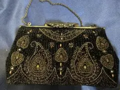 ヴィンテージ　ビーズ刺繍 クラッチバッグ チェーン付き 横約21㌢縦11㌢