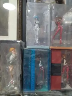 塗装済】PLAMAX アスカ・レイ・マリ 3点セット 【完成品】 - メルカリ