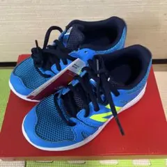 ニューバランス　スニーカー　17.5cm