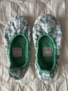 Item thumbnail for item 411bb399-7260-45d7-a1eb-4fca71a38ecc