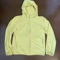 UNIQLO エアリズム　ライトイエローフード付きパーカー140