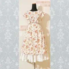 ホワイトベース リボンベルト有 花柄フレンチワンピース