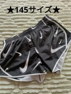 145サイズ★Nike★ ロゴショートパンツ ★ブラック