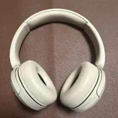 ワイヤレスヘッドホン ホワイト