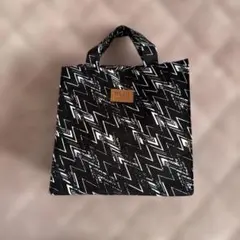 ジグザグパターン トートバッグ (値下げしました)