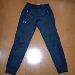 Under Armour フィッティドジョガーパンツ Sサイズ