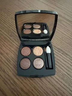 CHANEL 239 ボタン バロック アイシャドウパレット - メルカリ
