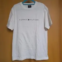 TOMMY HILFIGER　Tシャツ　白