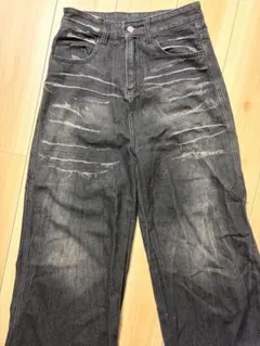 ダメージ加工ダークグレーデニムパンツ