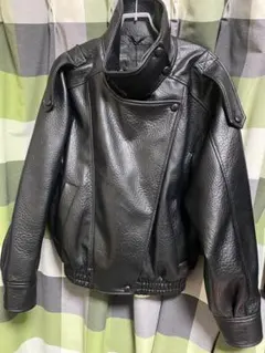 ZARAあの話題のフェイクレザージャケット