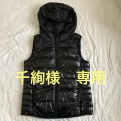 【UNIQLO】プレミアムライトダウンベスト Sサイズ