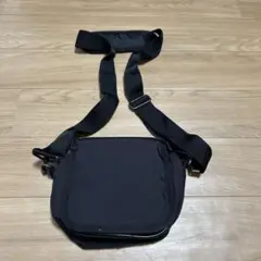 ブラック ナイロン ショルダーバッグ