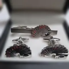 トランプデザイン ネクタイピンとカフスボタンセット