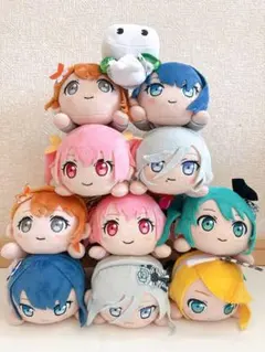 プロセカ 愛莉 ぬいぐるみ 寝そべり プライズ 一番くじ - メルカリ