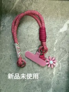 スマホストラップ 花チャーム付き かわいい ロ一ズピンク