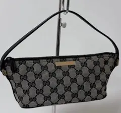 【極美品】グッチ 07198 GGキャンバス GGデニム ワンハンドバッグ 黒 極美品】グッチ 07198 GGキャンバス GGデニム ワンハンドバッグ 黒