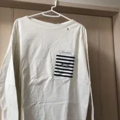 ユニクロリサラーソンTシャツオフホワイト