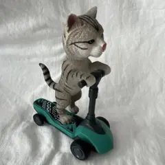 アニマルプルバック　キックボード　猫