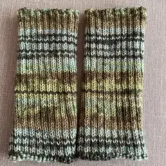 セーターのおそで⭐︎手編みハンドウォーマー　リストウォーマー　オパール毛糸