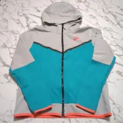 NIKEテックフリースティファニーブルー 激レア 希少品 値下げ⭕️早い