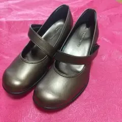 フラット パンプス