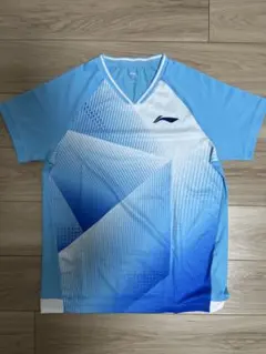 リーニン バドミントンユニフォーム